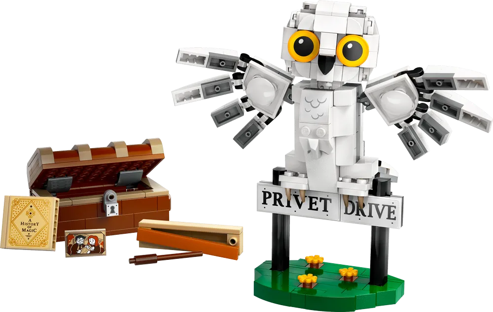 LEGO Harry Potter TM Hedwig at 4 Privet Drive 76425