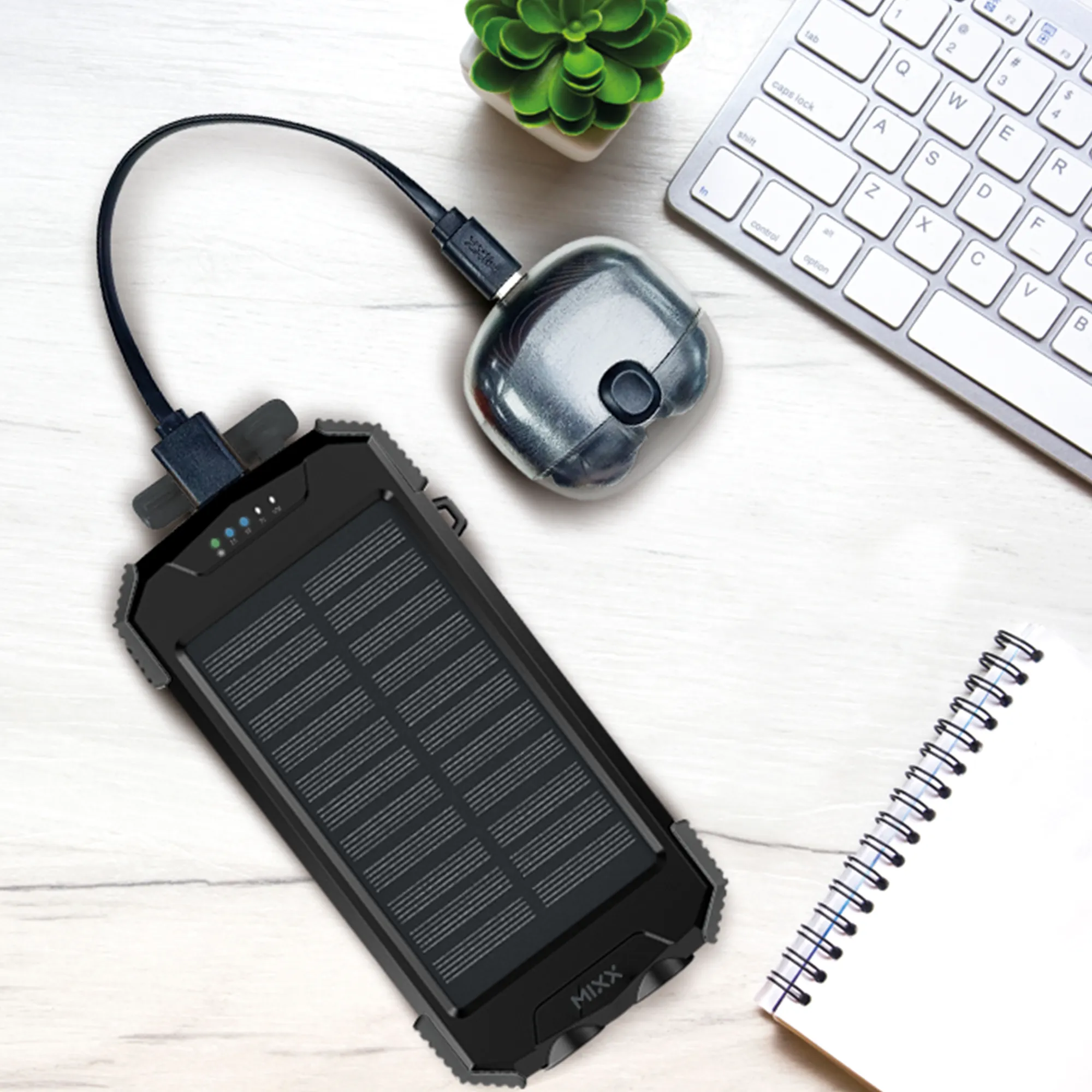 MIXX Solar 10 Power Bank