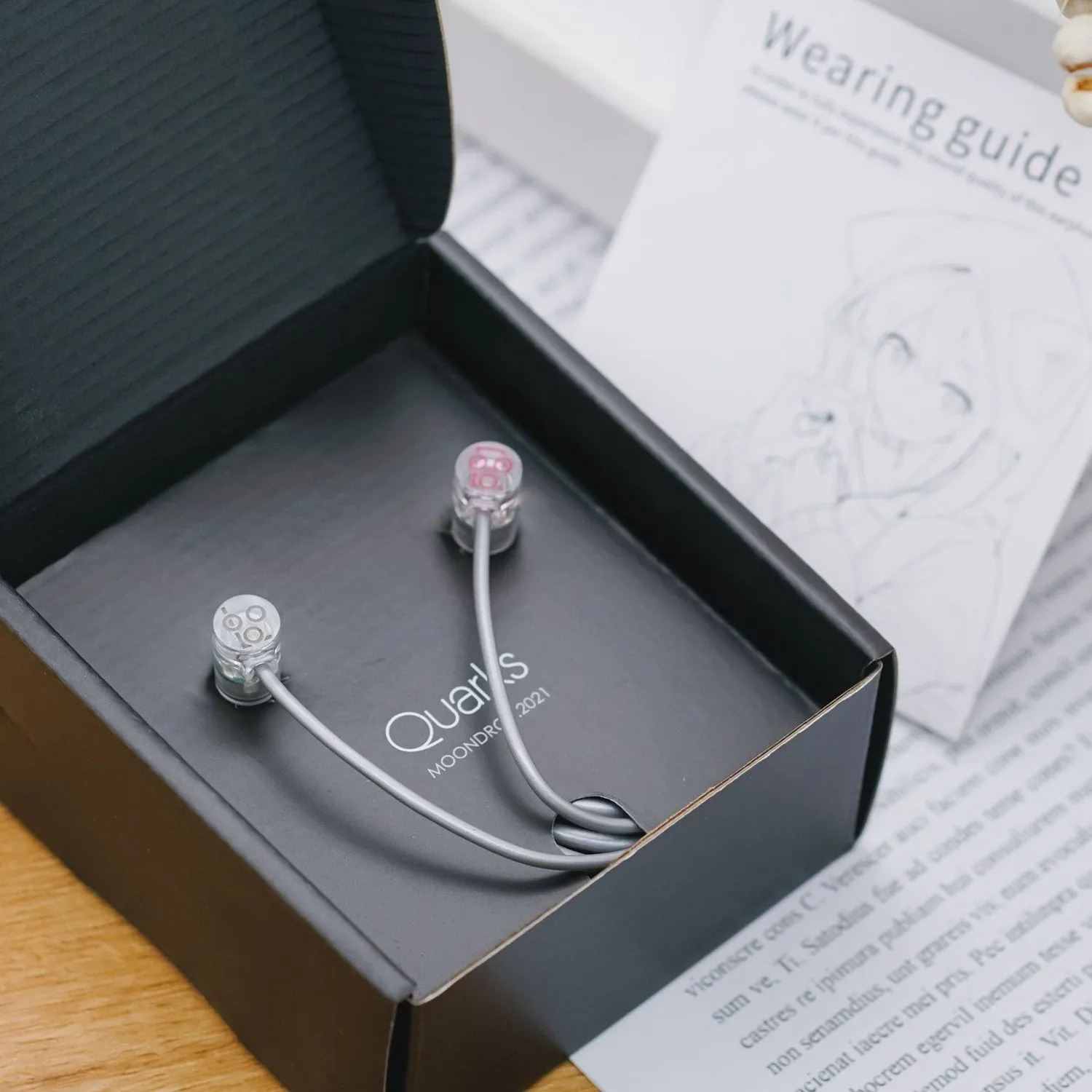 Moondrop Quarks Closed Anterior Cavity Micro Dynamic Driver In-Ear Earphone